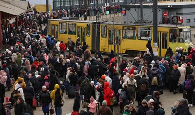 Factbox-Worst refugee crisis since WW2 as Ukrainians flee country