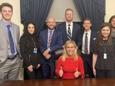 Members Of Congress Buy Energy, Defense Stocks Prior To Russian Invasion Of Ukraine: Who They Are, What They Bought