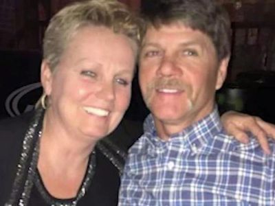 Hero dies shielding wife from Iowa tornado in bathtub that was thrown 100 feet