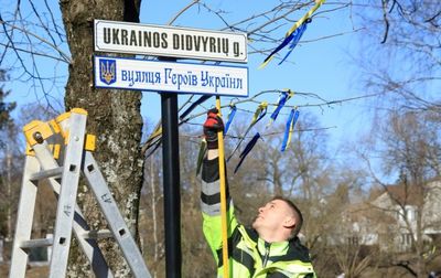 Vilnius gives Russian embassy new address on 'Ukrainian Heroes St'