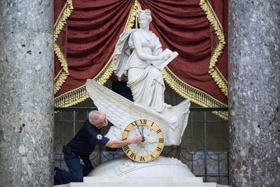 It’s that time again: Congress debates adopting year-round daylight savings - Roll Call