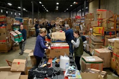 Outside New York, a warehouse becomes rear base for Ukraine aid