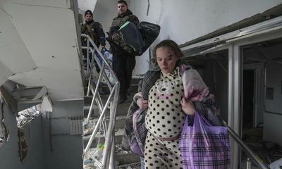 Morning mail: Russian shelling destroys children’s hospital, flood victims miss out on payments, sharks spotted sleeping