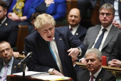 UK's Johnson commits to further tighten sanctions on Russia