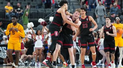 Stanford Erases 17-Point Deficit, Beats Arizona State on Buzzer Beater