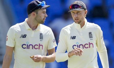 ‘It’s weird’: Mark Wood admits feeling absence of Anderson and Broad