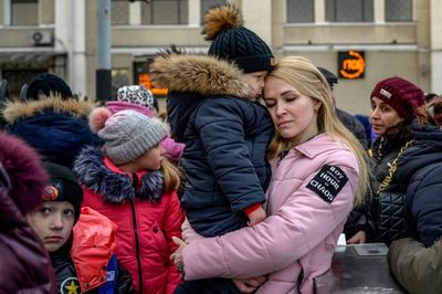 Outcry at air strike on Ukraine children's hospital