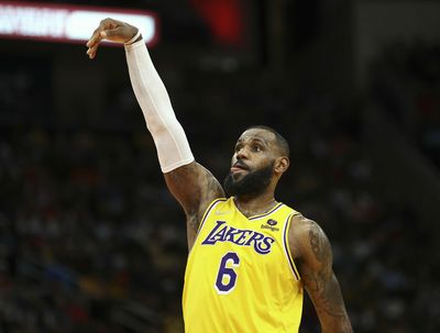 Lakers: Update on LeBron James’ status against Houston Rockets