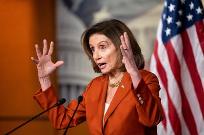 House Democrats’ retreat upended by spending bill delays - Roll Call