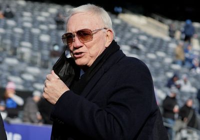 Woman sues Cowboys' Jerry Jones, says he's biological father