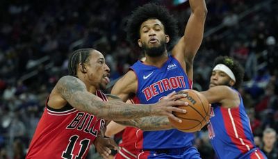 Desperate Bulls once again get bailed out by DeMar DeRozan’s heroics