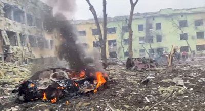 Mariupol hospital bombing killed three people, including a child - Ukraine's president