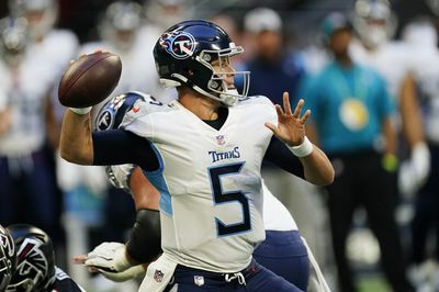 Logan Woodside reacts to re-signing with Titans