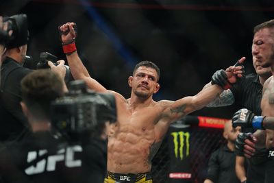 Video: Should the fight between Renato Moicano, Rafael dos Anjos have been stopped at UFC 272?