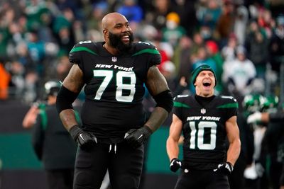 Morgan Moses could be the ideal right tackle signing for Raiders