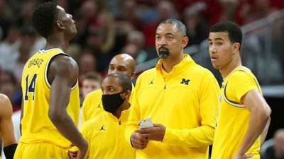Michigan’s Roller-Coaster Season Continues With Loss to Indiana in Juwan Howard’s Return