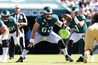 Jason Kelce announces he’s returning to the Eagles for his 12th NFL season