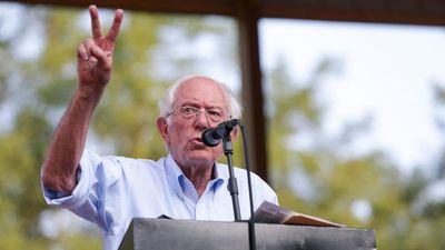 Senator Bernie Sanders Weighs in on MLB's New CBA, Calls Out 'Baseball Oligarchs'