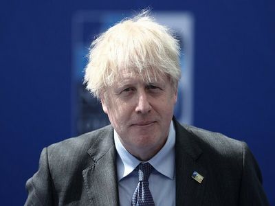 Johnson promises Zelenskyy to boost sanctions against Russia