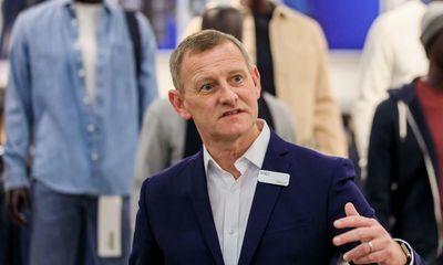 M&S boss Steve Rowe to step down after close to 40 years with retailer
