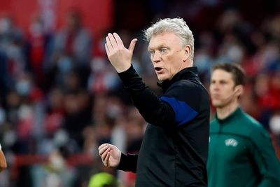 David Moyes rues lack of cutting edge as West Ham lose at Sevilla