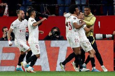 West Ham suffer narrow Europa League defeat at Sevilla