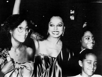 Diana Ross’ daughters share throwback photo of the legendary singer
