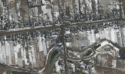 Satellite images show Russian army convoy near Kyiv has dispersed