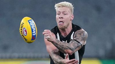 AFL orders Collingwood's Jordan De Goey to make charity donation following drunken New York incident