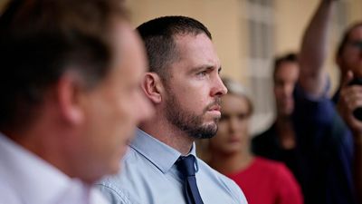 NT opposition calls for inquiry into murder charge against NT police officer Zachary Rolfe following not guilty verdict