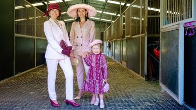 Frock and awe: three generations turn up the style for Black Opal meet