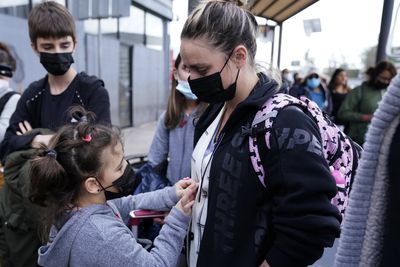 Ukrainian family turned away at Mexico border allowed into US