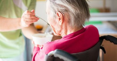 The 5 important things people over 40 should do straight away to prevent dementia
