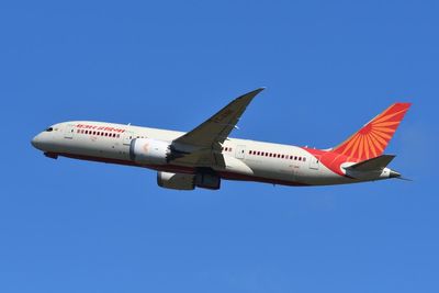 India to lift ban on international flights after two years
