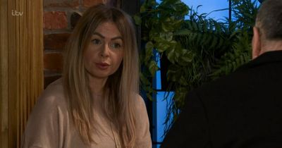 Coronation Street fans 'work out' Laura's 'scheme' with private investigator