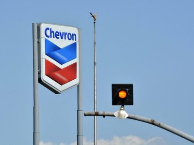 JPMorgan Downgrades Chevron, But This Investor Doesn't See Good Reason To Sell The 'Juggernaut'