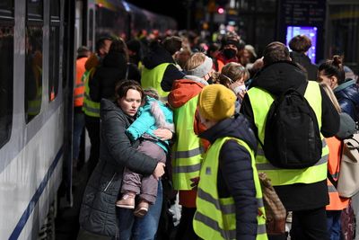 Just over 7,000 people evacuated from Ukrainian cities. Mariupol blocked - Zelenskiy