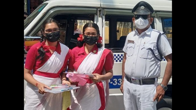 Car breaks down, Kolkata cop takes two to exam hall