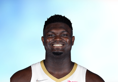 Zion Williamson joins Pelicans at end of bench