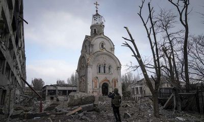 Ukraine renews effort to evacuate Mariupol as food and water run out