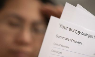 Huge UK energy bills would cause some to ‘starve or freeze’, Martin Lewis warns