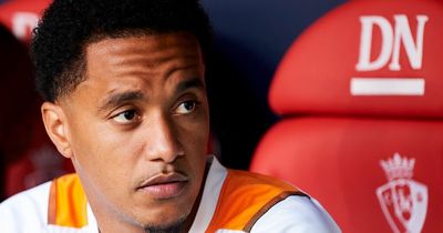 Leeds United news: Helder Costa 'loser' in Valencia transfer as Whites players reaction defended