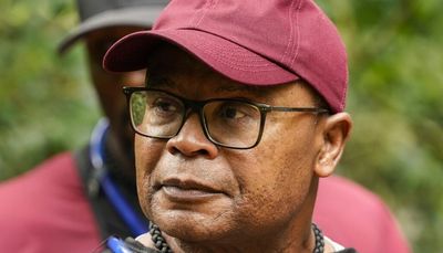 Rebuffed by Bears, Mike Singletary embraces next challenge: reality TV