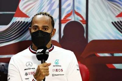 F1 news: Lewis Hamilton plays down Mercedes chances ahead of Bahrain opener