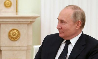 UK announces plan to ban exports of luxury goods to Russia