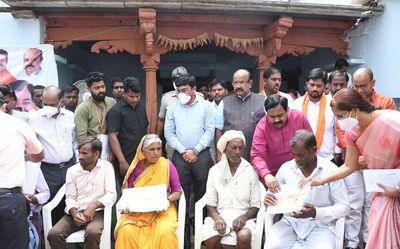 Scheme to deliver revenue documents at doorsteps launched in Kalaburagi