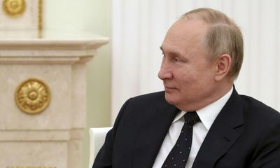 Putin did not show willingness to end Ukraine war during call, French official says