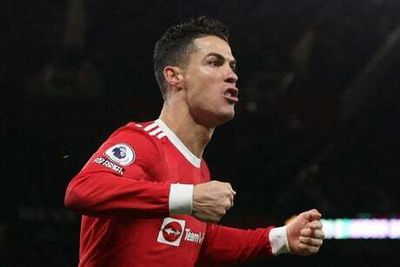 Manchester United 3-2 Tottenham: Cristiano Ronaldo hits magnificent hat-trick to down top-four rivals
