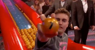 Saturday Night Takeaway fans divided as they spot Sam Fender's major prize-giving mishap