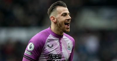 Martin Dubravka hints at Steve Bruce Newcastle tactic dig amid 'tough time' admission